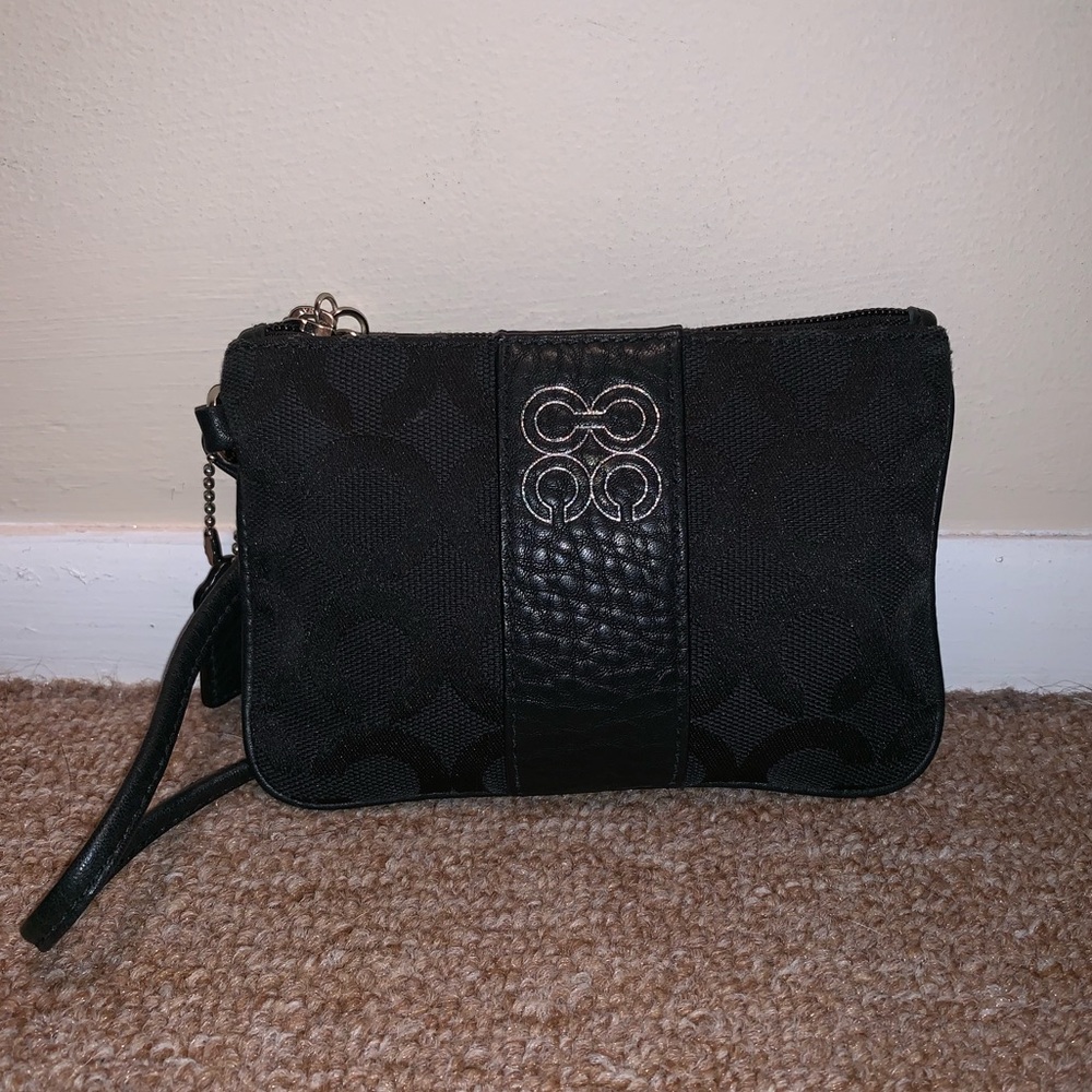 •Coach• Wristlet